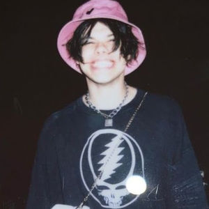 Meet your Posher, Reina